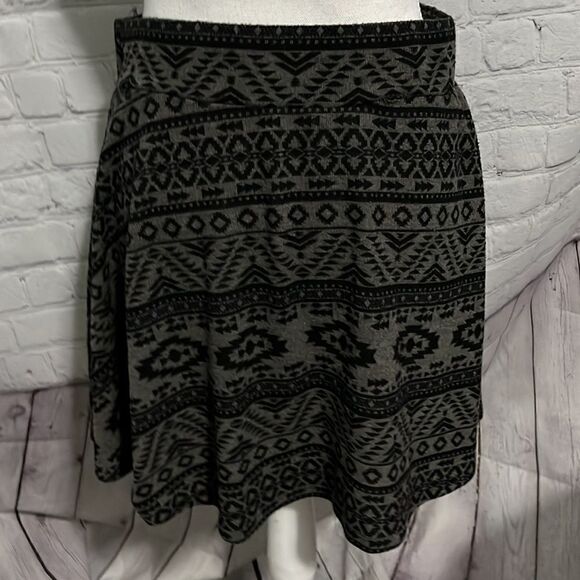 Wallflower skirt - black Gray elastic waist - L - Picture 2 of 7